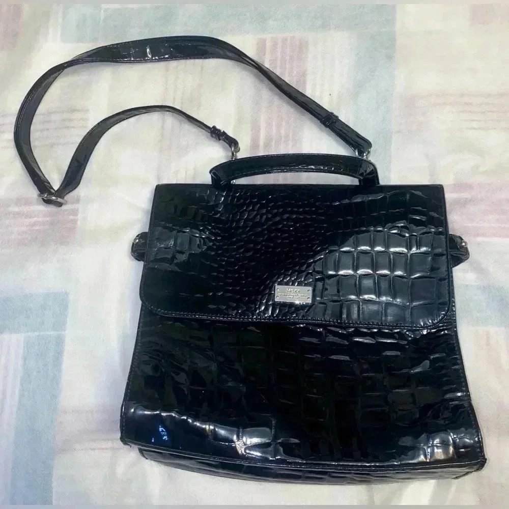 Black varnished bag by  Mexx